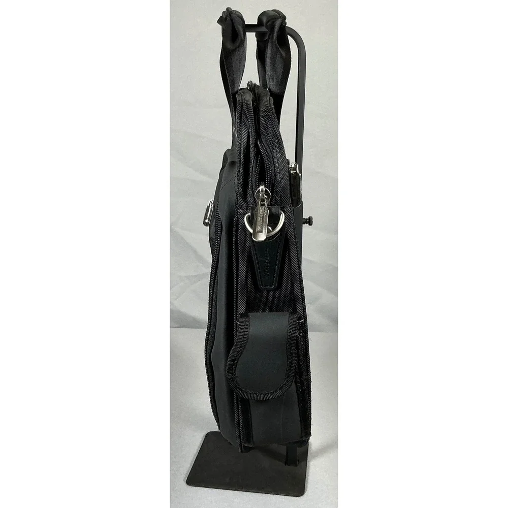 Targus Black Laptop Briefcase Messenger Bag Padded Computer Case Shoulder Strap